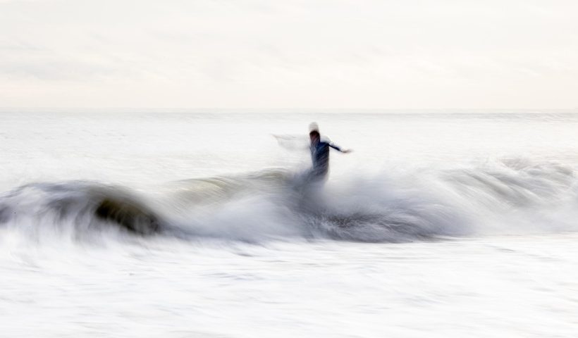 Les 10 Meilleures Villes Balnéaires de Surf avec des Vagues Légendaires