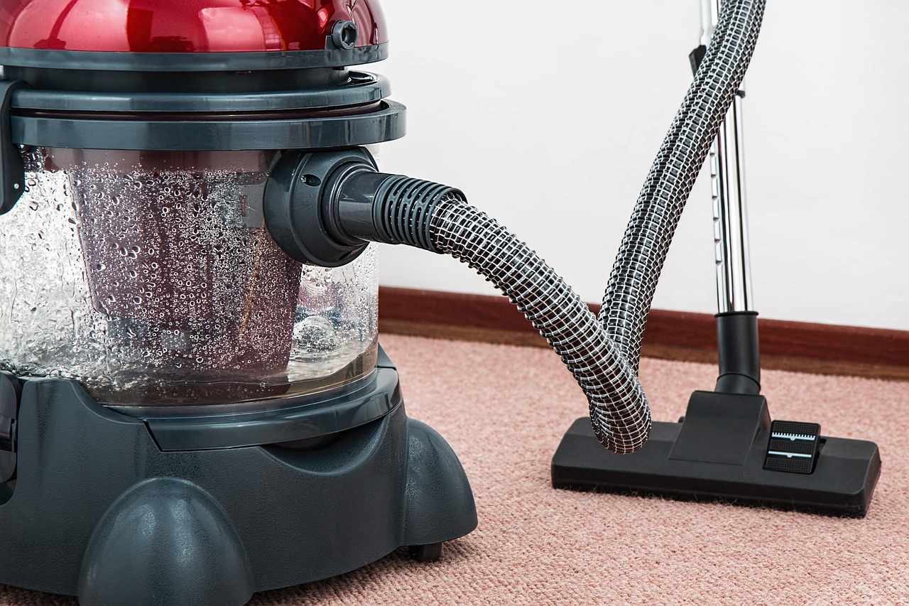 Les 5 Meilleurs Conseils pour Régler les Limites de Votre Aspirateur Robot pour des Sols Impeccables